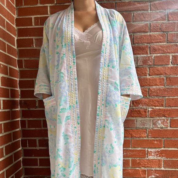 90's Pastel Floral Robe with Tie and Pockets - Pastel Floral Robe - Picture 2 of 6